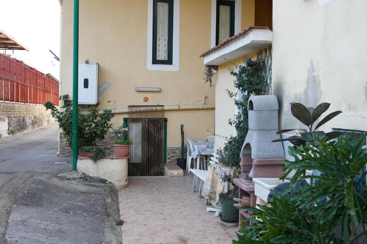 Casa Vacanze Da Rosy Ерколано Екстер'єр фото
